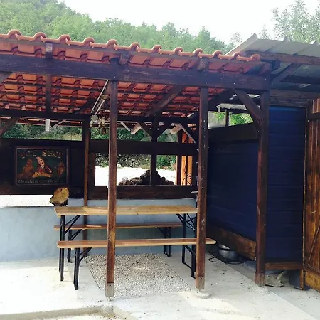 La Roulotte En Plein Nature Au Blagour Prázdninový dům *